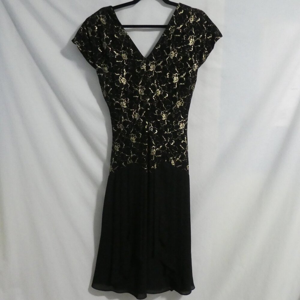 THE HOUSE OF NU-MODE TORONTO CANADA | size 13 - 14 | Short Sleeve V-Neck Dress
